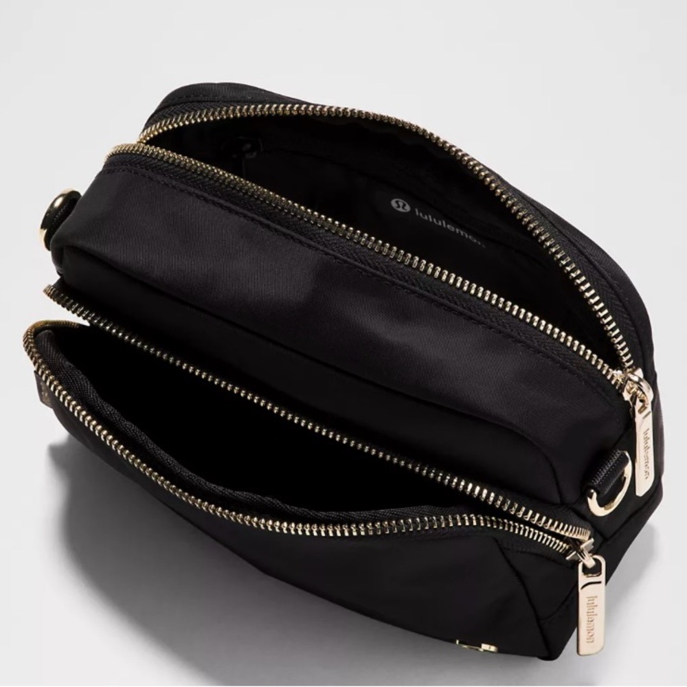Lululemon crossbody bag - Picture 4 of 4